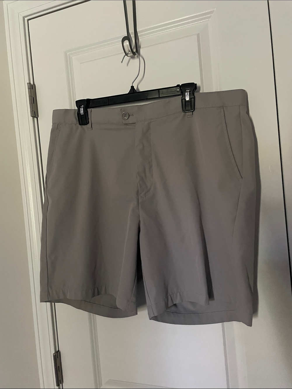 Southern Marsh Men's Flat Front Shorts - Gray